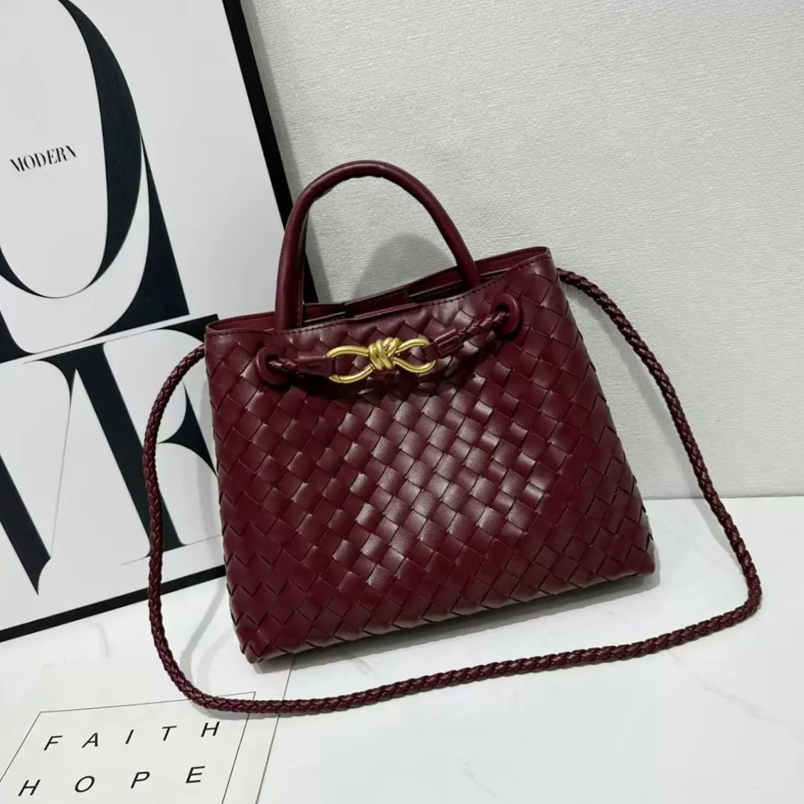 Bottega Veneta - الصورة 12