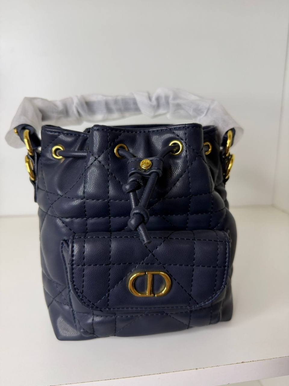 Dior Caro Bucke - الصورة 4